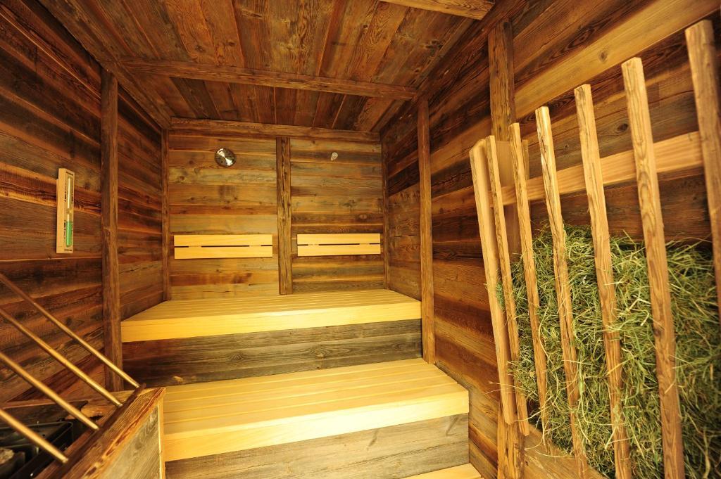 Hotel Toni Galtuer Ngoại thất bức ảnh