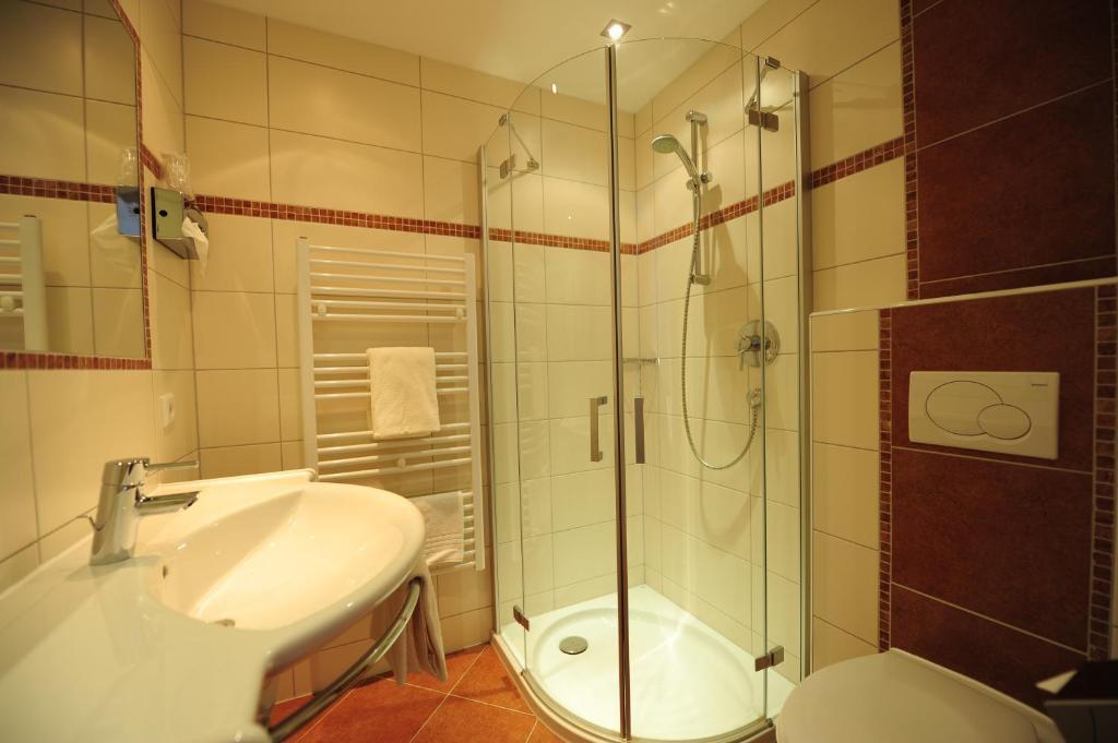 Hotel Toni Galtuer Phòng bức ảnh